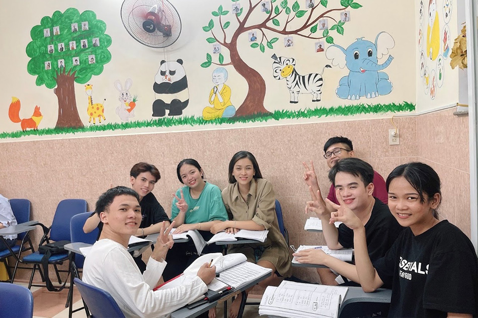 Trung tâm Ngoại ngữ Phước Quang